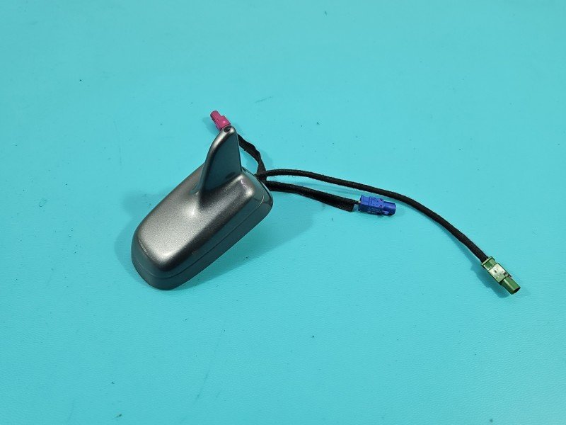 Antena AUDI Q5 08- 8R0035503C Antena AUDI Q5 08- 8R0035503C