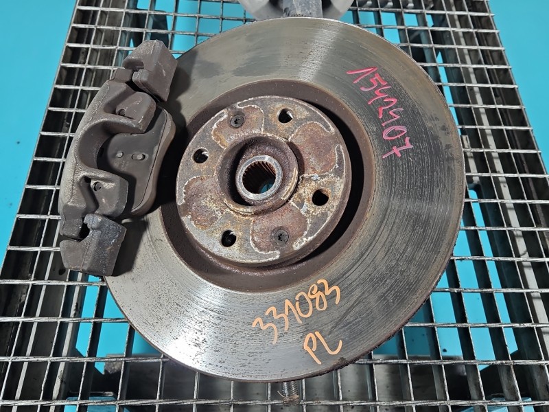 Zwrotnica lewa piasta przód 2.0 hdi Citroen DS4 11-15