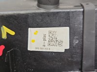 Klapka wlewu paliwa Skoda Superb IV złoty, Europejska, Kod lakieru: LR1B, Uszkodzone mocowanie ZŁOTY LR1B