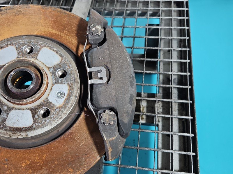 Zacisk przód lewy Audi A5 8T 2.0 TFSI (CNCD)