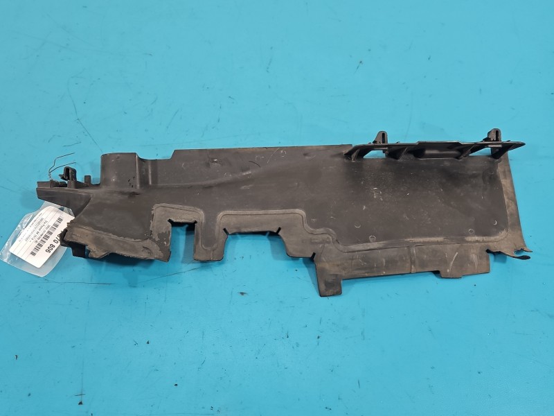 KIEROWNICA Wlot powietrza Vw Passat B8 2.0 tdi