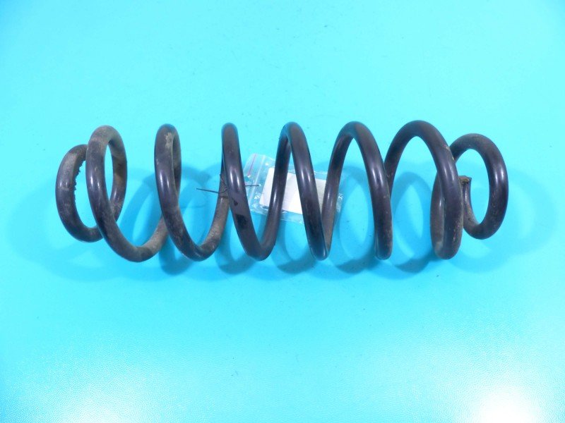 Sprężyna tył tylna Vw Passat B7 kombi