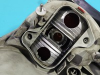 Lampa tył lewa Vw Golf V HB Uszkodzone mocowanie wkładu / w błotnik EUROPA