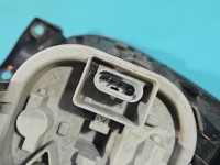 Lampa tył prawa Producent części: FIAT, pęknięte mocowanie / Z LISTWĄ ŻARÓWKOWĄ / 07-14 Fiat Bravo II HB