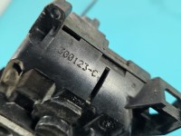 Zamek przód lewy Renault Clio III EUROPA 4PIN