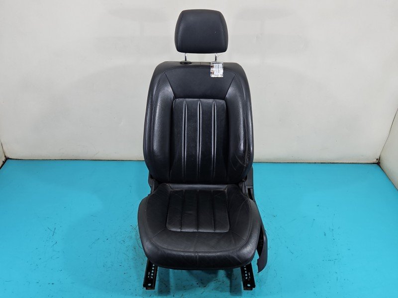 Fotel lewy przód kierowcy Mercedes CLS II C218 W218 218 EU 4d