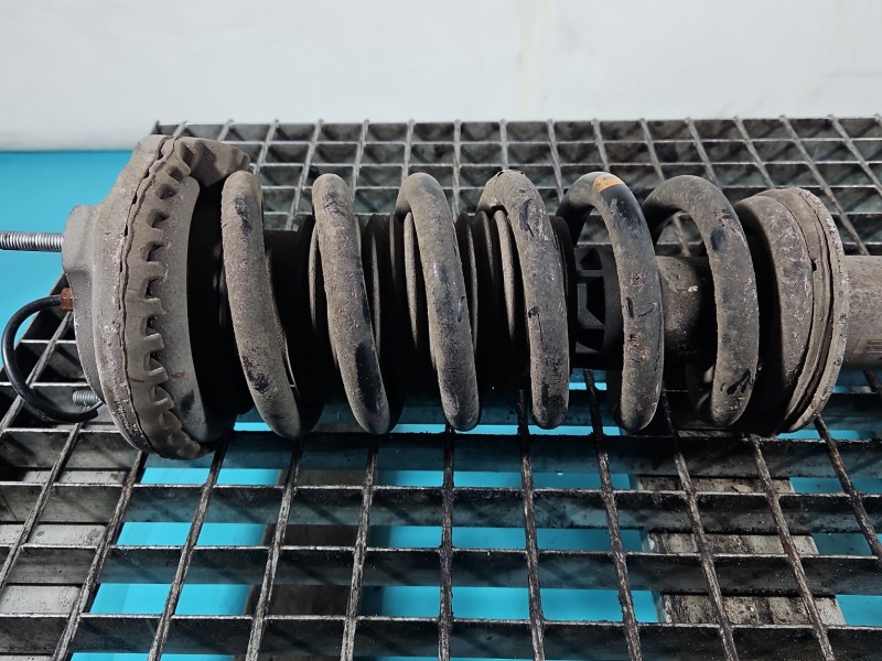 Sprężyna przód przednia Maserati Quattroporte VI 13- 3.0 V6