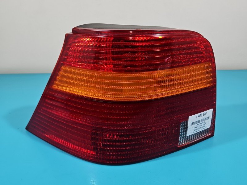 Lampa tył lewa Vw Golf IV HB