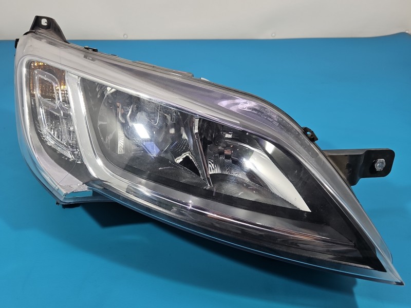 Reflektor prawy lampa przód Opel Movano IV EUROPA 00468622820
