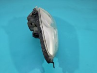 Reflektor lewy lampa przód Toyota Yaris II EUROPA