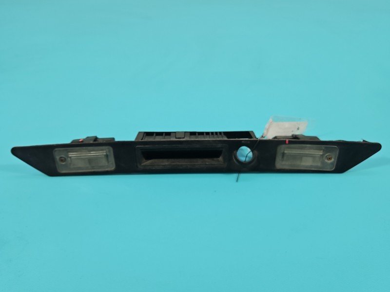 Klamka klapy tył Audi A4 B6 8E0827574C Klamka klapy tył Audi A4 B6 8E0827574C