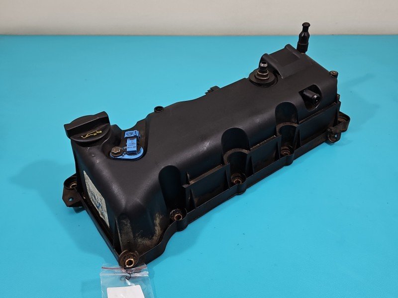 Pokrywa zaworów Ford Fiesta Mk6 1.3 wiel