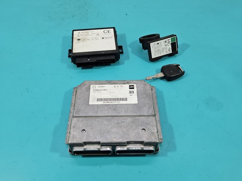 Komputer Sterownik silnika 16268377 Opel Astra II G 1.6 jed