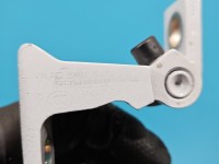 Zawias drzwi przód prawy Skoda Octavia IV