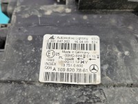 Reflektor prawy lampa przód Mercedes W245 EUROPA A1698207861, 0301247202