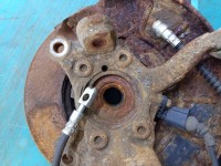 Zwrotnica lewa piasta przód 1.9 tdi Vw Golf plus