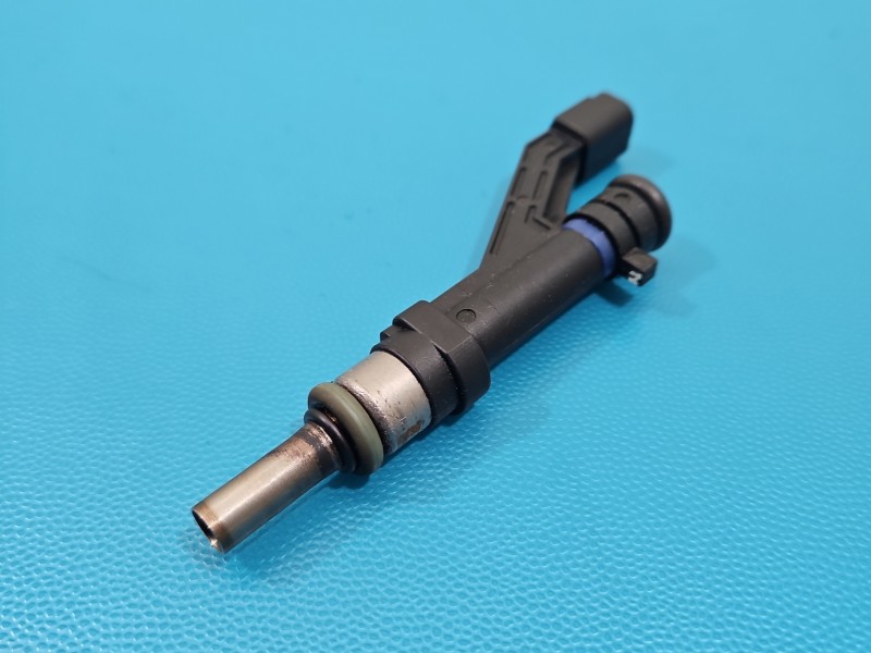 Wtryskiwacz 35310-2M327 Hyundai I30 III 16- 1.5 DPI 16V 110KM