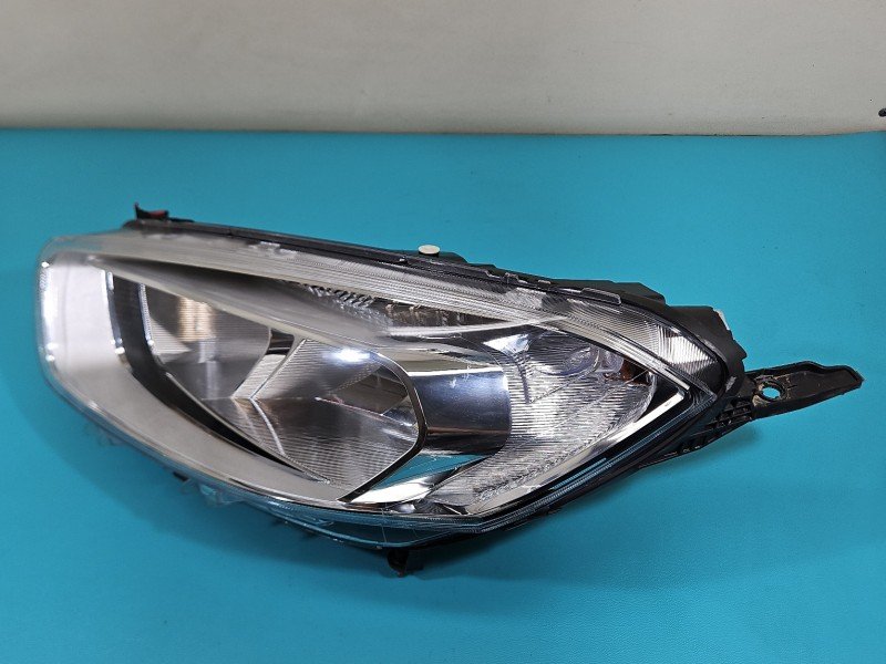 Reflektor lewy lampa przód Ford Transit Courier 14-23 EUROPA Reflektor lewy lampa przód Ford Transit Courier 14-23 EUROPA