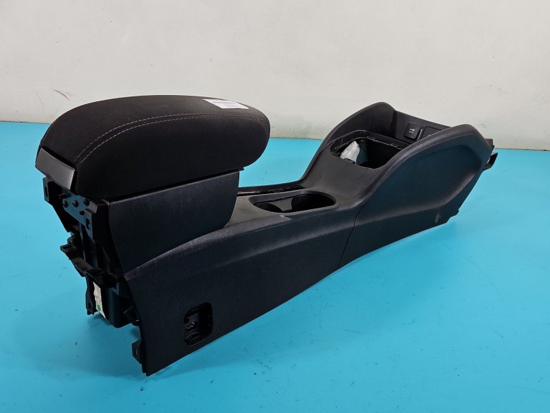 Podłokietnik TUNEL Fiat Tipo II 15- 735622339 EUROPA