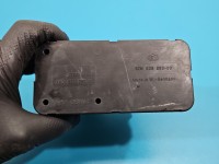 Pompka centralnego zamka Audi 80 B4 4A0862257C Producent części: Audi, Europejska