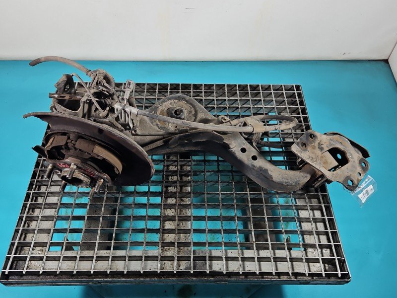 Piasta koła tył prawa zwrotnica łożysko Renault Koleos 2.5 16V Piasta koła tył prawa zwrotnica łożysko Renault Koleos 2.5 16V