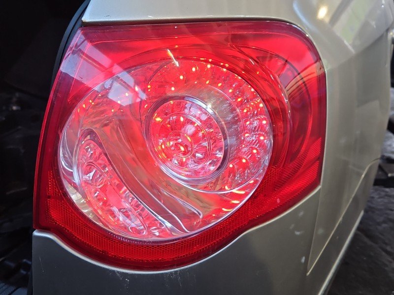 Lampa tył prawa Vw Passat B6 kombi