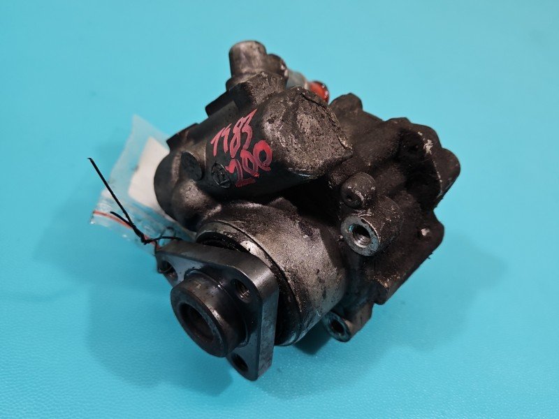Pompa wspomagania Audi A4 B5 8D0145177D 2.5 tdi