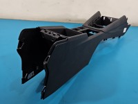 Podłokietnik TUNEL Skoda Octavia IV 5E4863241A EUROPA