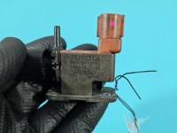 Zawór podciśnienia 90910-12184 Toyota Land Cruiser 120 J120 3.0 D4D (1KD)
