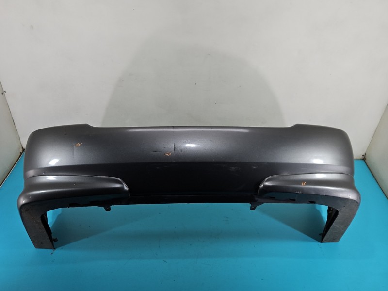 Zderzak tył Toyota Corolla E12 1E3 sedan