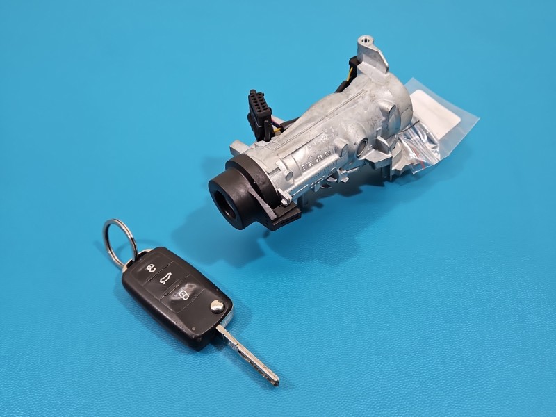 Stacyjka KLUCZYK WKŁADKA Vw Tiguan I 07- 1K0905851B