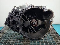 Skrzynia biegów Toyota Avensis II T25 2.0 D4D