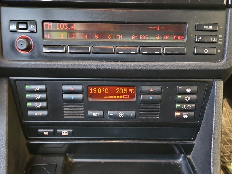 Konsola panel nawiewu Bmw e39 6905055