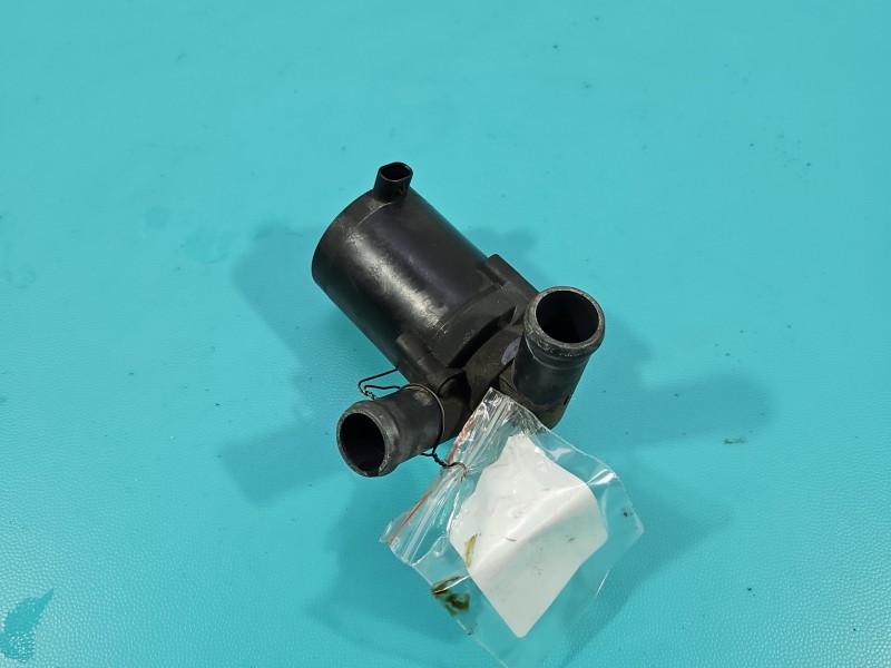 Pompka obiegu wody pompa VOLVO S60 II 10- 2.0 D4 1319708