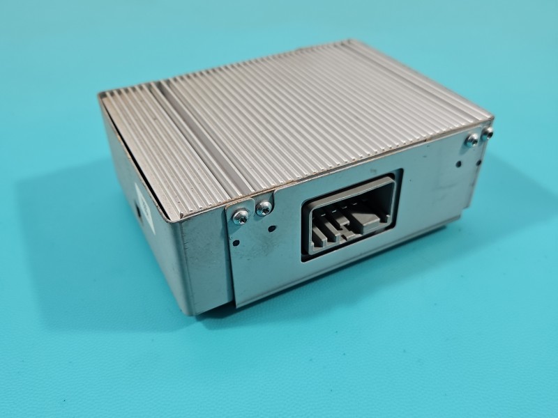 Przetwornica prądu Ford Fusion USA 12-20 napięcia inwerter