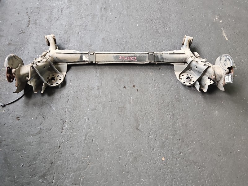 Tylna belka oś tył HYUNDAI i20 II 14-20 1.2 16V