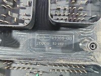 Skrzynka bezpieczników Opel Astra III H 743381-00, 13125865, 015349211