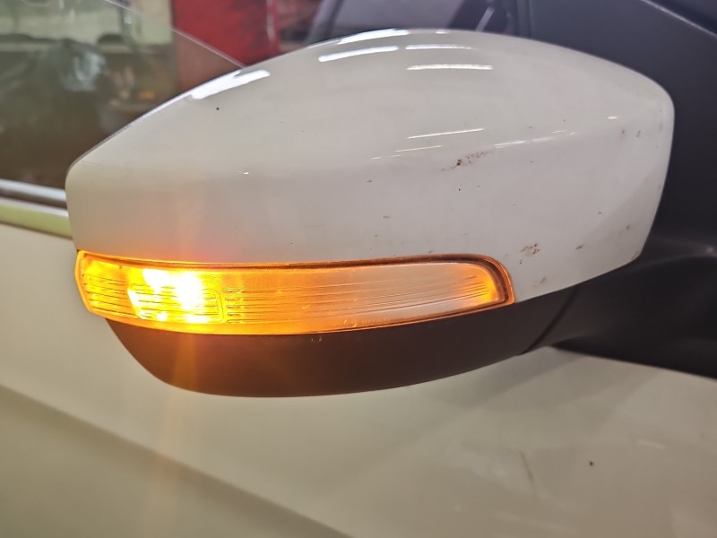 Lusterko prawe Ford Kuga Mk2 II 13-19 biały europa