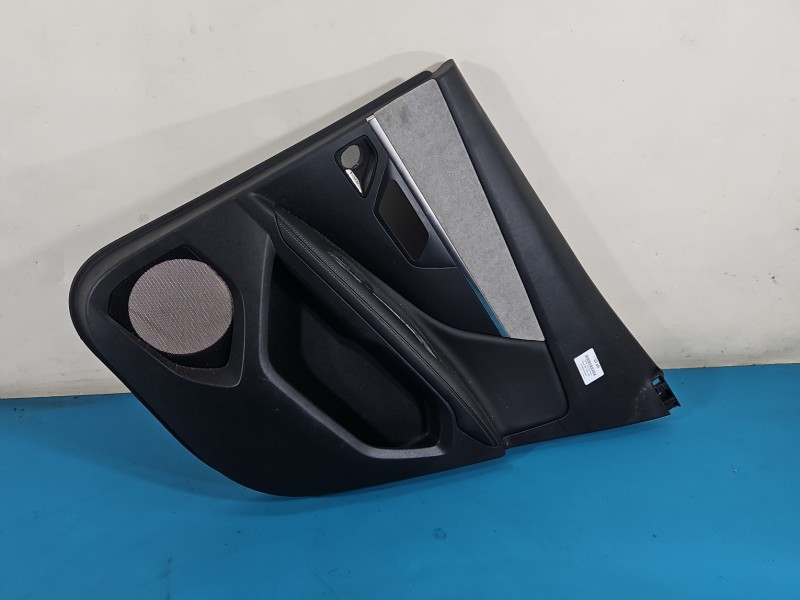 Tapicerka drzwi tył prawa boczek Peugeot 3008 II 98305891DG