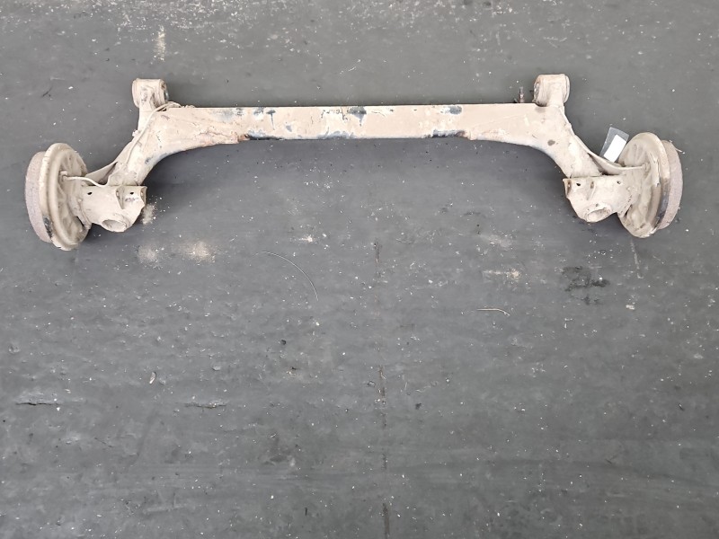 Tylna belka oś tył Seat Ibiza II 1.4 mpi