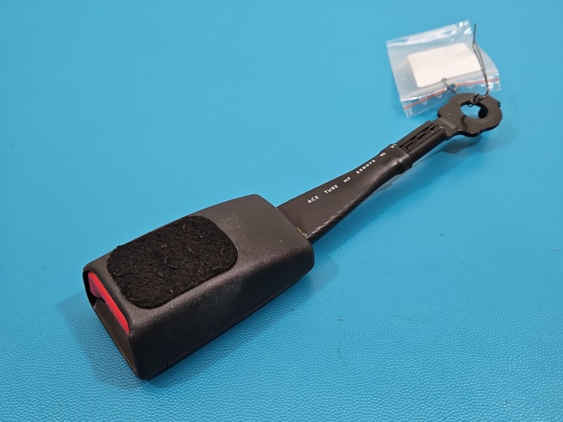 Pas bezpieczeństwa przód prawy pasażera Hyundai Elantra VI 15-20