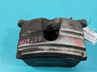 Zacisk przód lewy Mercedes CLA C118 X118 1.3b