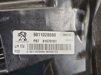 Lampa tył lewa błotnika Peugeot 5008 II 17-24 HB EUROPA 9811028080
