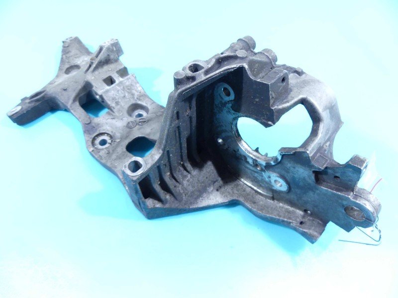 Podstawa Skoda Octavia III Europejska, ŁAPA ALTERNATORA 1.6 tdi 04L903143D