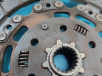 Dwumasa Koło dwumasowe Opel Astra V K 55498479 1.5 cdti