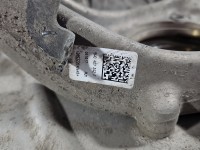 Zwrotnica prawa piasta przód 2.0 TFSI Audi A4 B9