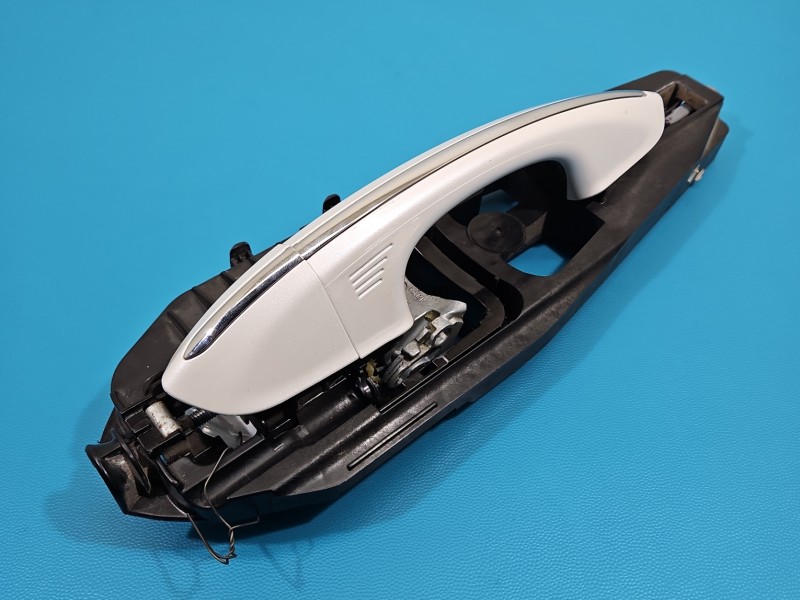 Klamka tył lewa zewnętrzna Ford Edge II