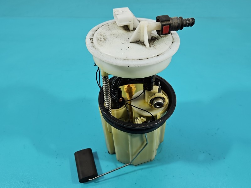 pompka Pompa paliwa Nissan Almera N16 1.5 16V Nissan, Brak numeru 6 PIN