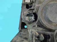 Reflektor prawy lampa przód Volvo XC90 I 02- EUROPA 89007592, 8620860