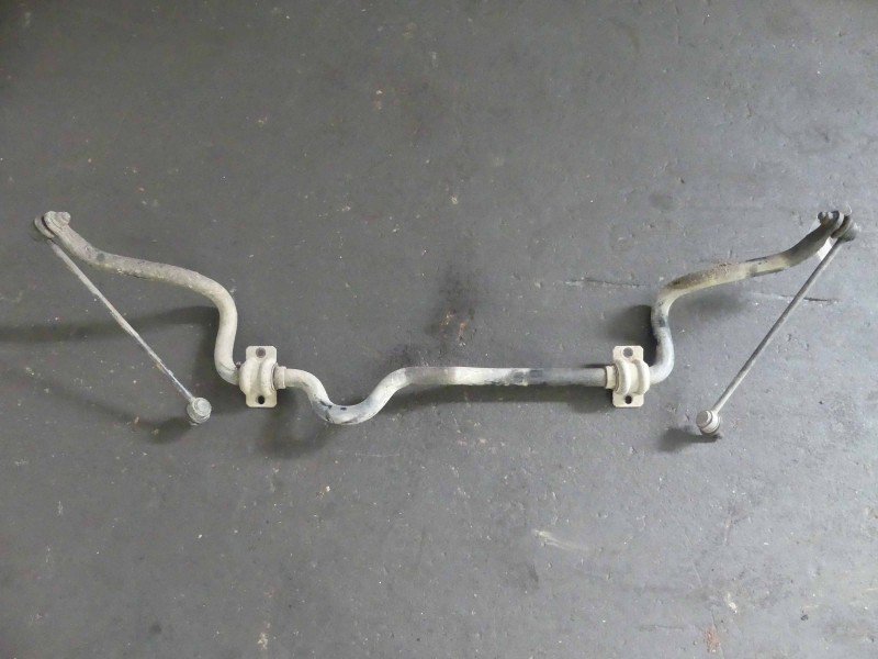 Drążek stabilizatora przód Hyundai Santa Fe II 06-12